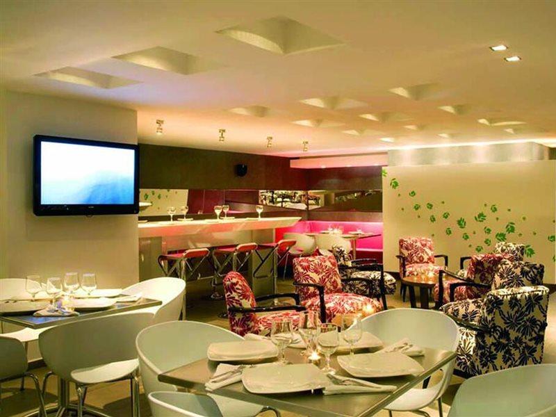 San Simon Hotel Pereira By Soratama Εξωτερικό φωτογραφία The interior of the restaurant