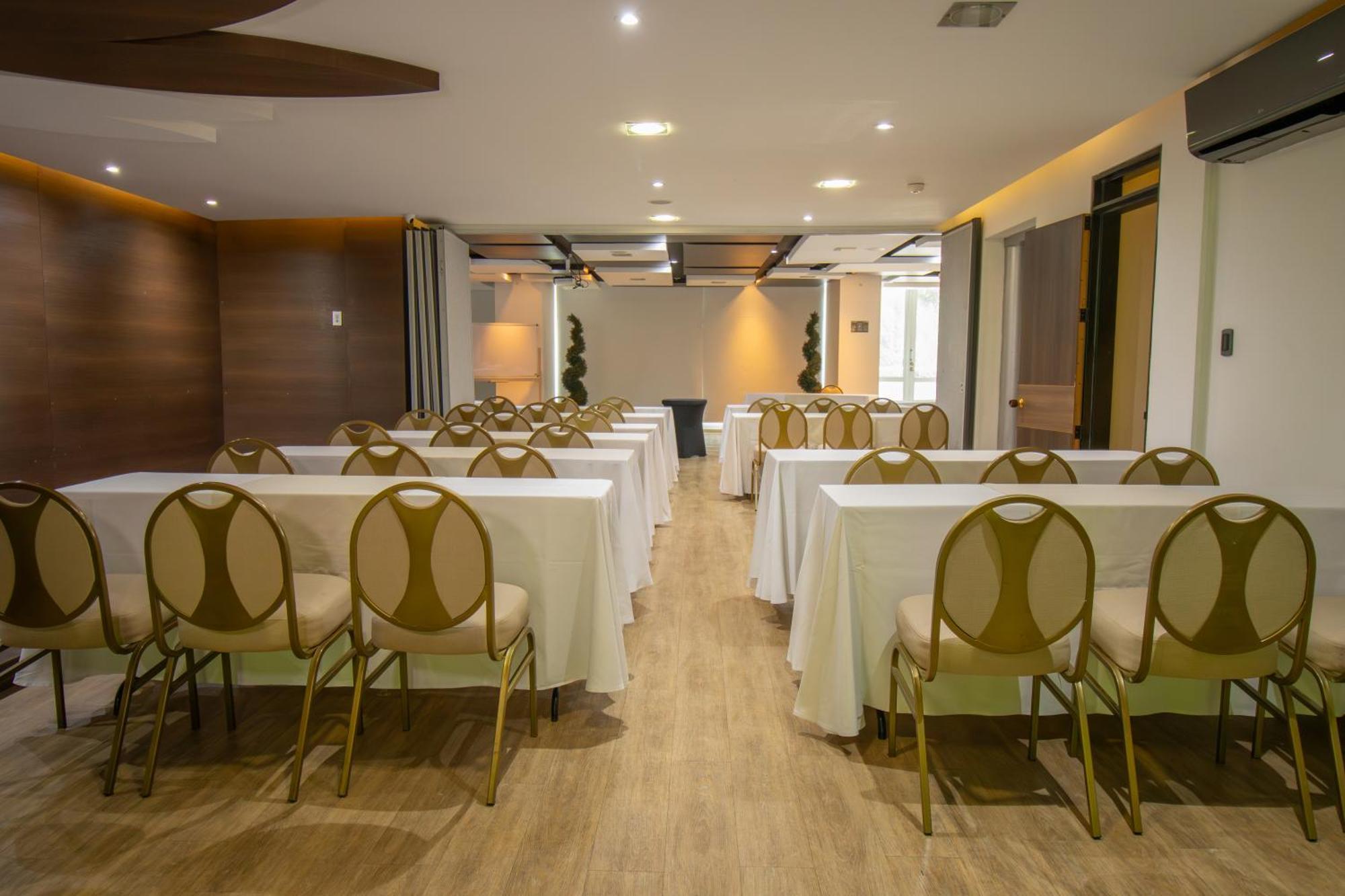 San Simon Hotel Pereira By Soratama Εξωτερικό φωτογραφία Meeting room