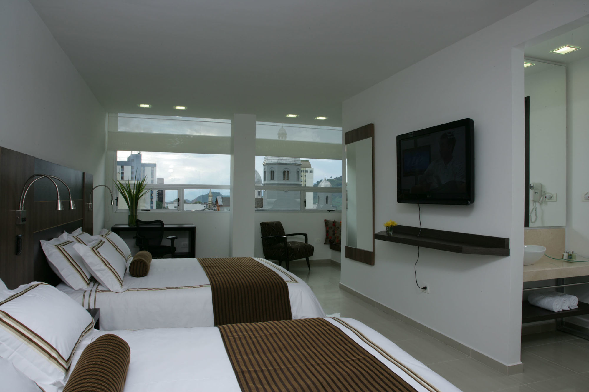 San Simon Hotel Pereira By Soratama Εξωτερικό φωτογραφία