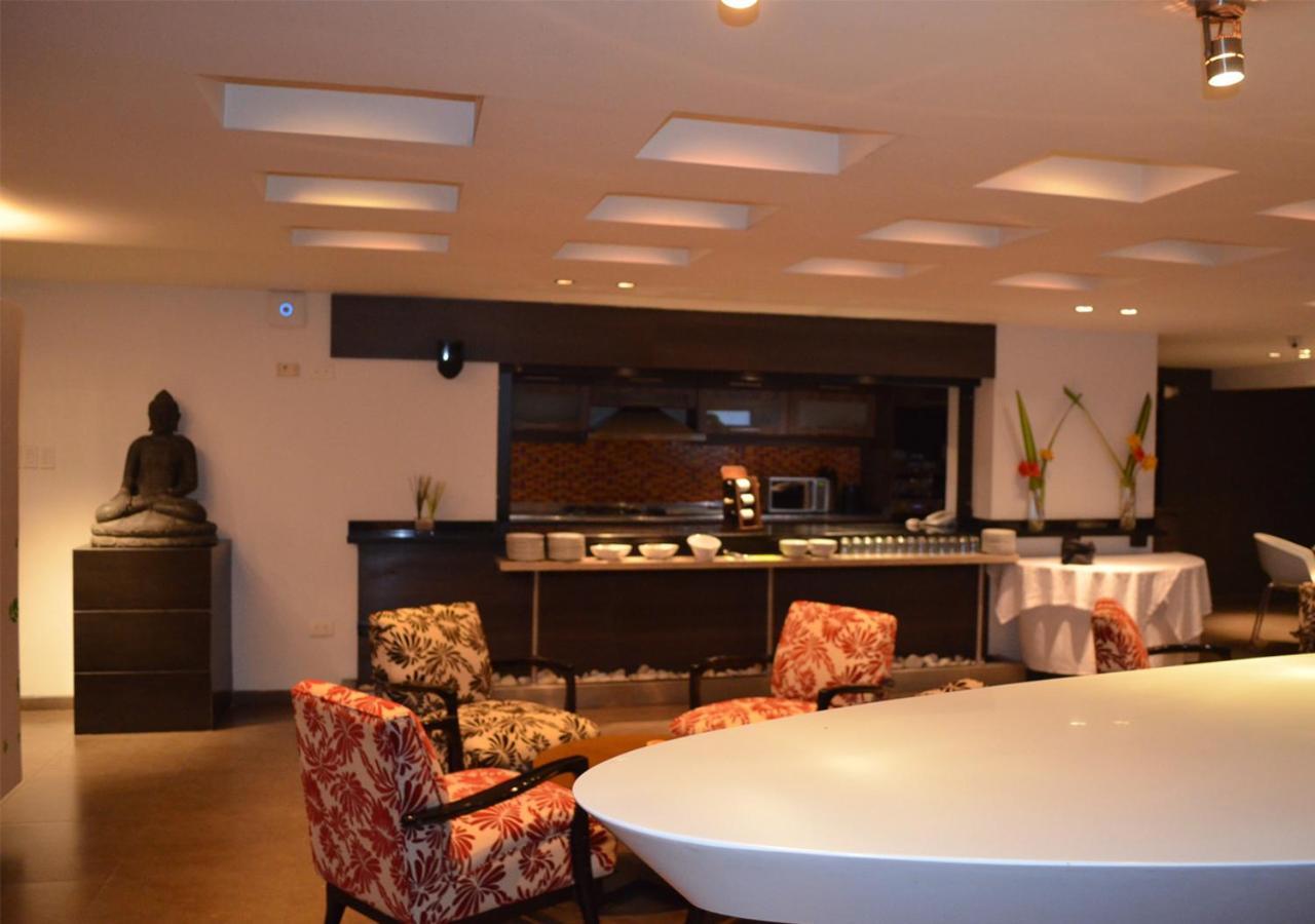 San Simon Hotel Pereira By Soratama Εξωτερικό φωτογραφία Interior of the restaurant